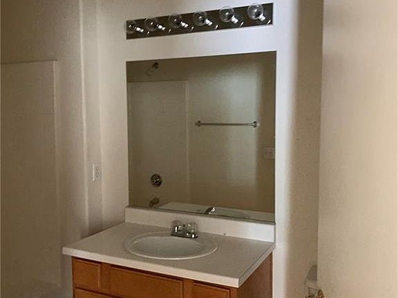 4th image of 3400 Cabana Dr Unit 2112