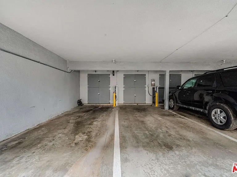 6616 Springpark Ave #8 — Photo 15