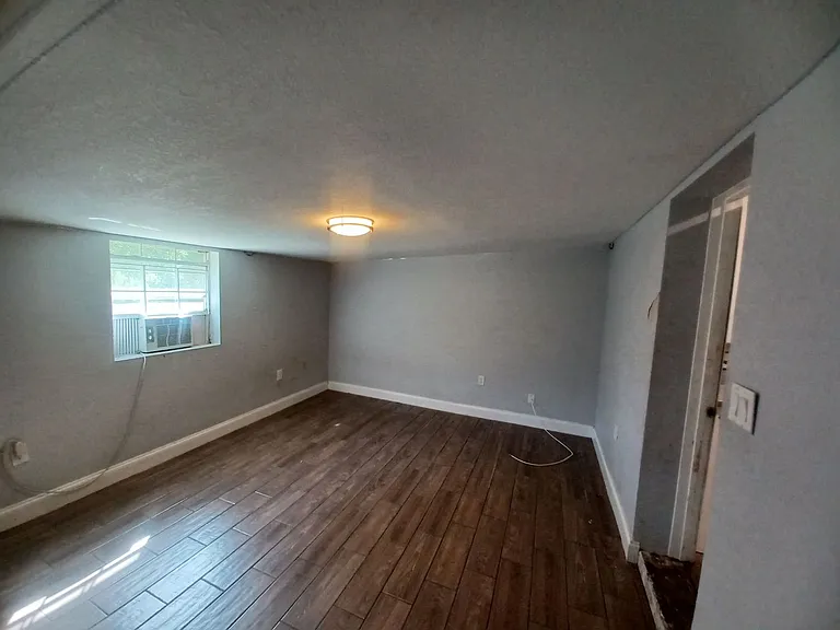 367 Montgomery Ave — Photo 17