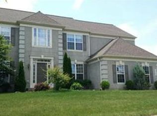 6735 Rutherford Dr, Macungie, PA 18062