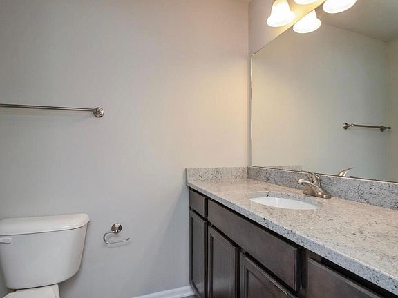 5th image of 6163 Bristol Ln