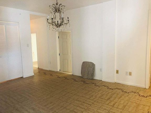 5th image of 301 Ocean Dr
