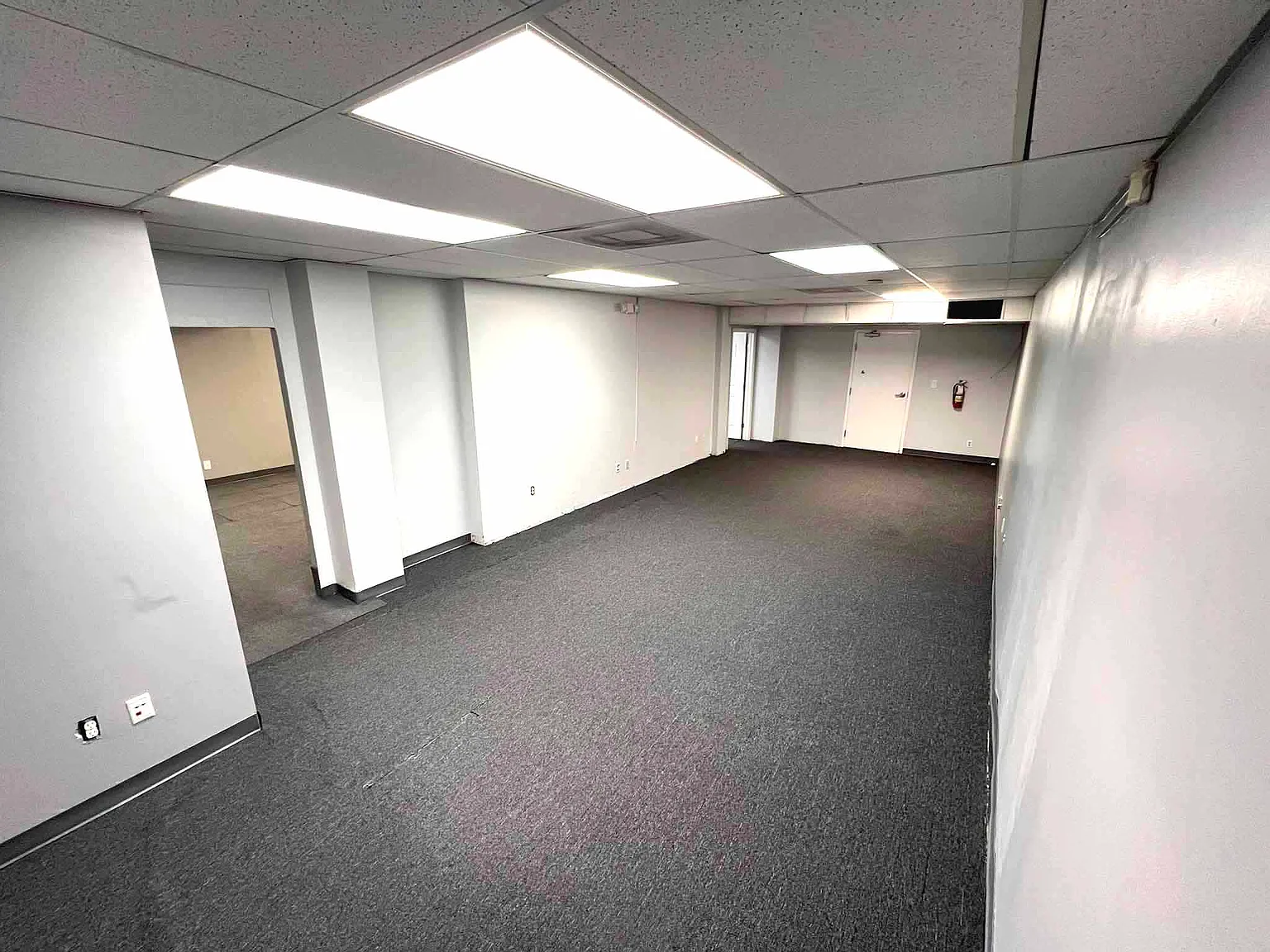 2727 East Oakland Park Blvd - 203 (205A) — Photo 2