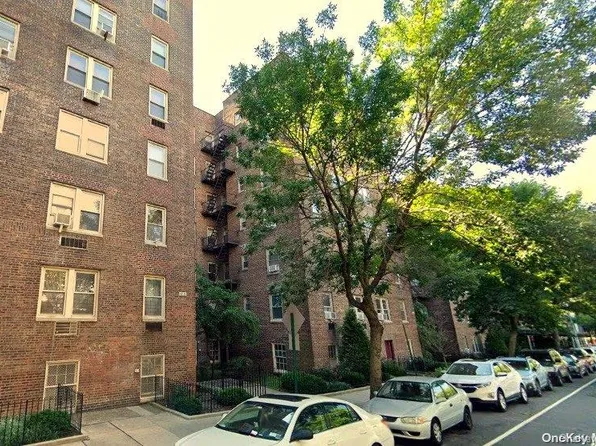 48-25 43rd Street #2J, Woodside, NY 11377