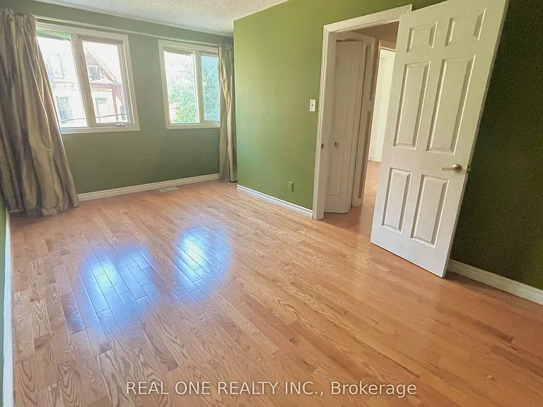 101 McGill St #2 — Photo 12