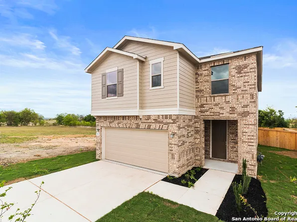 4809 Park Gln, Marion, TX 78124