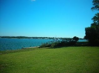 28 E Harbor Dr, Sag Harbor, NY 11963