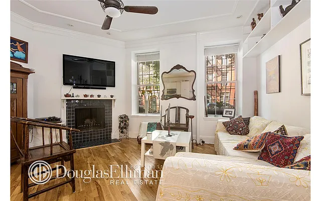 Sold by Douglas Elliman | media 8