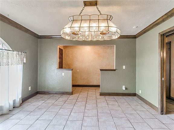 5th image of 448 SW 64th Pl