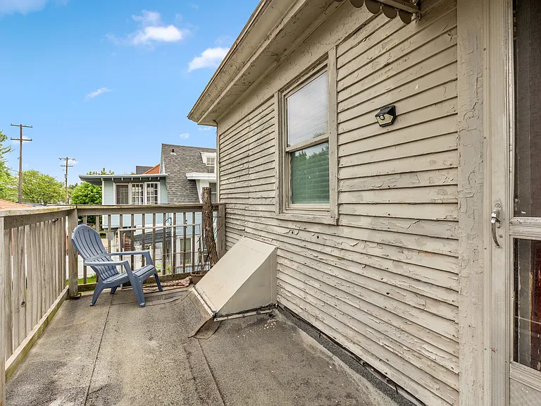 517 Livingston Ave NE #2 — Photo 17
