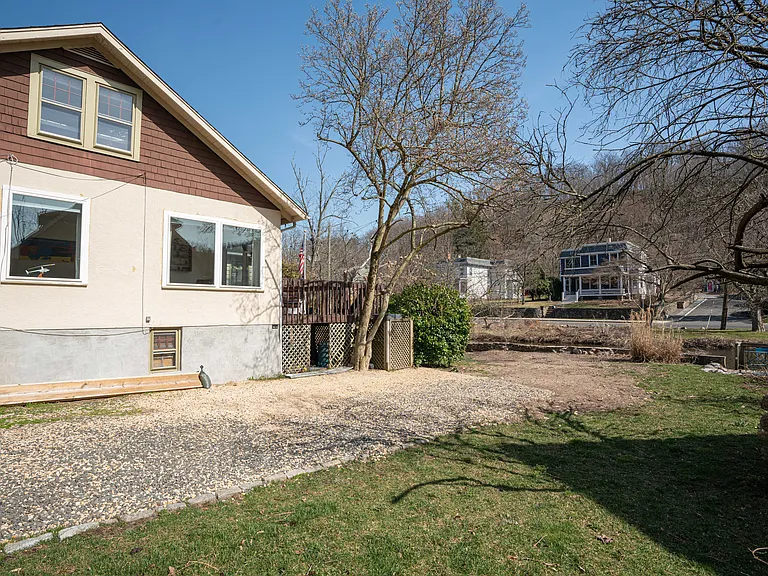 351 Piermont Ave — Photo 32