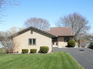 2244 Breckenboro Dr, Davis, IL 61019