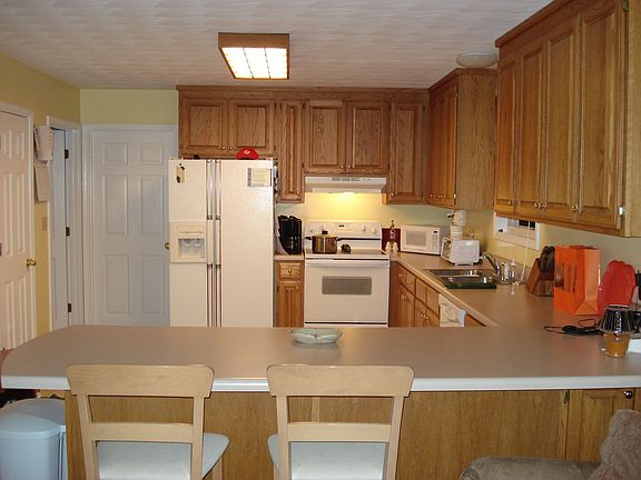 4th image of 439 River Oaks Dr