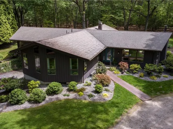 48 Pojac Point Rd, North Kingstown, RI 02852