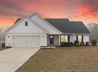 51 Goose Creek Cir, Dunn, NC 28334
