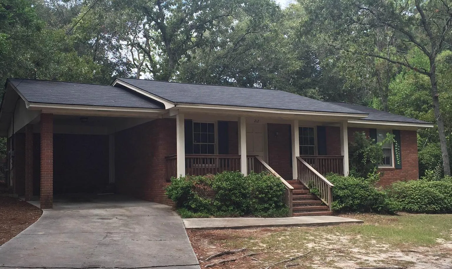 3 bed, 1350 sqft, $1,600 — Photo 2