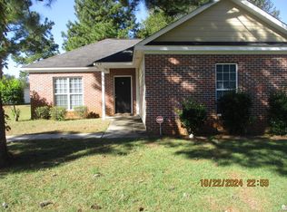 203 Glade Ln, Albany, GA 31707