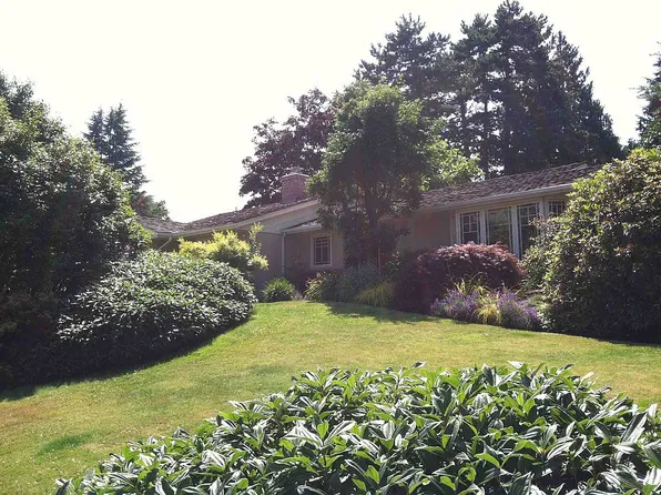 5761 65th Ave NE, Seattle, WA 98105