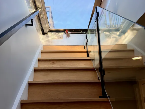 11a Arlington Place image 24 of 30