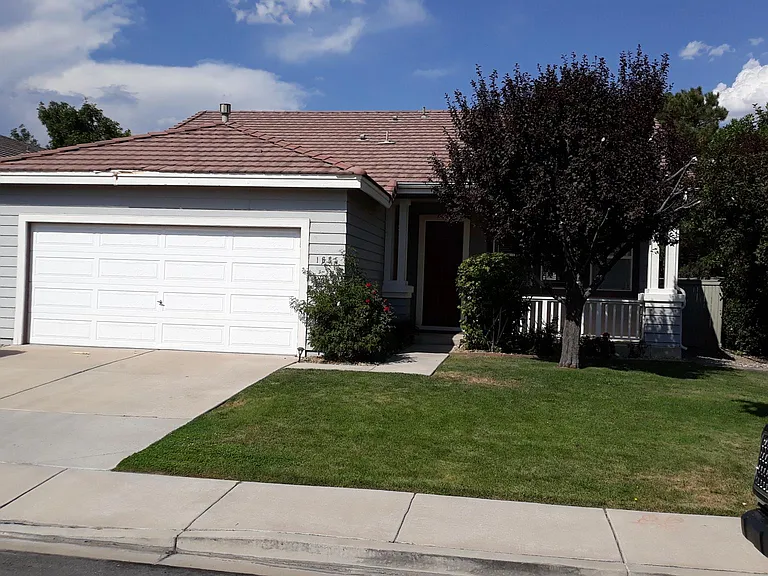 1665 Cattlemen Ct — Photo 1