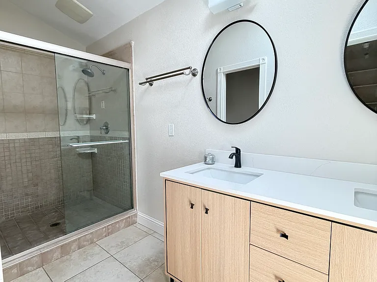 6815 Hampton Dr — Photo 27
