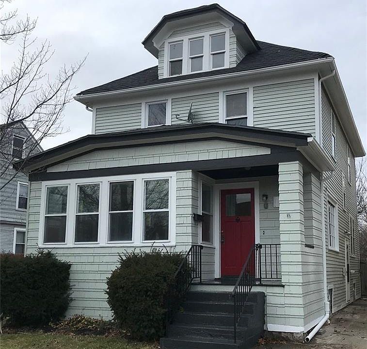 1st image of 14 Devereaux Ave
