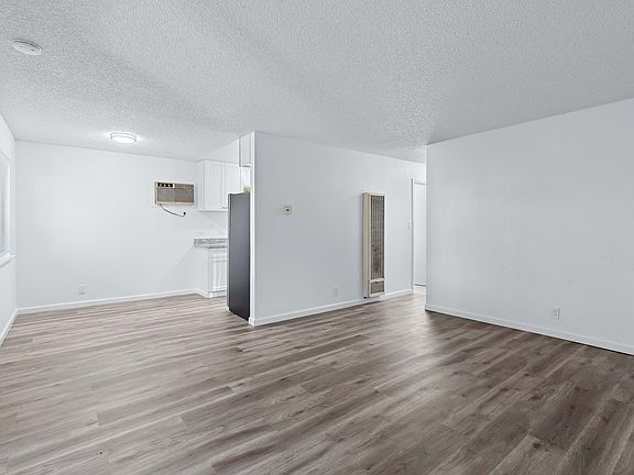 5th image of 802-816 W Lincoln Ave #812