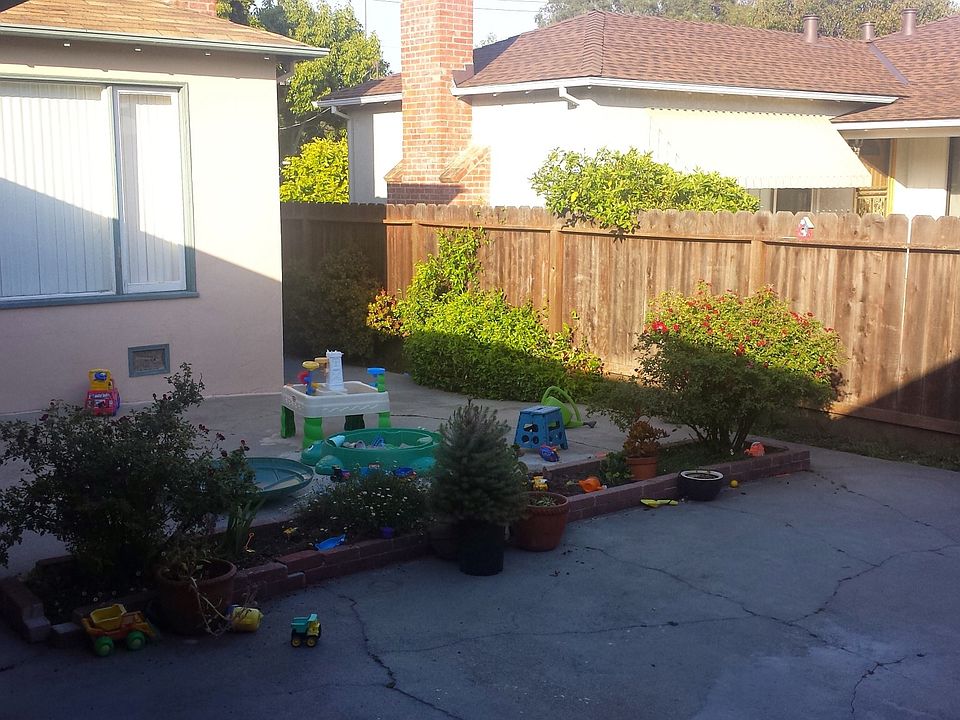 2nd image of 1636 Albemarle Way