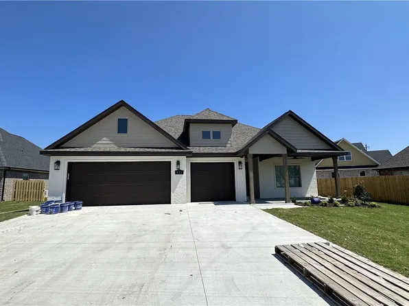 872 Pergola Ave, Tontitown, AR 72762