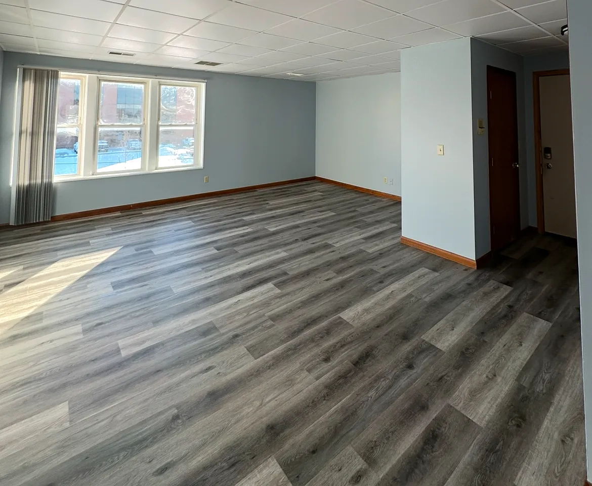 Building Photo - 525 E Pine St #6