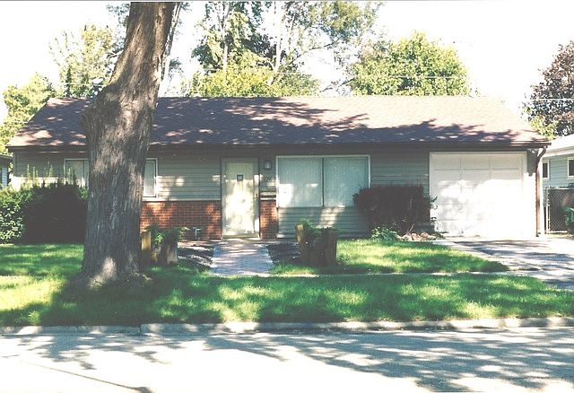 1st image of 126 W Jeffery Ave