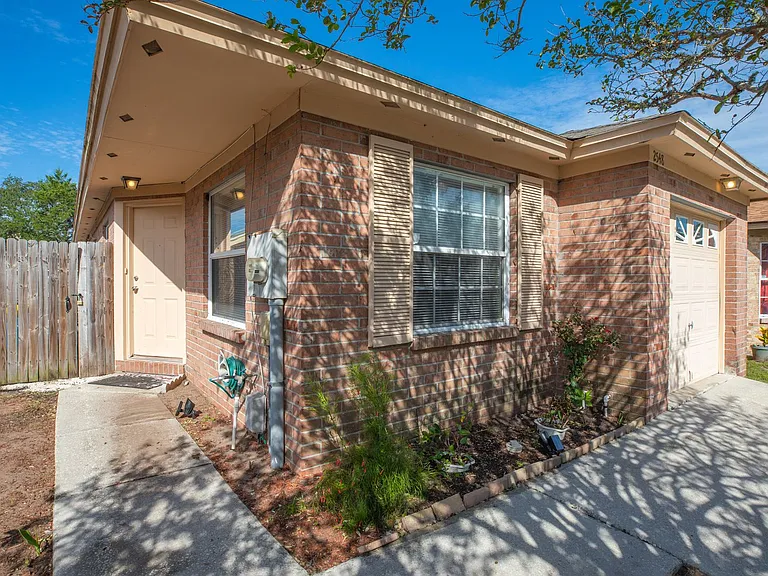 2548 Americas Cup Cir E — Photo 5