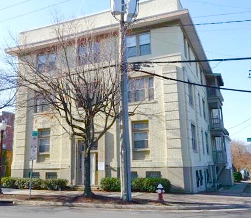 1st image of 3015 West Ave #11361609