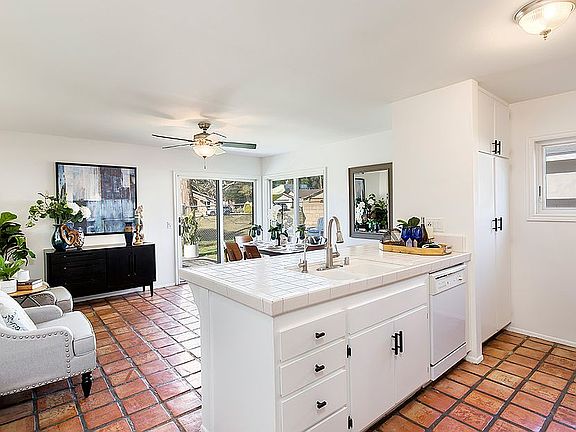 5th image of 5661 Amberdale Dr