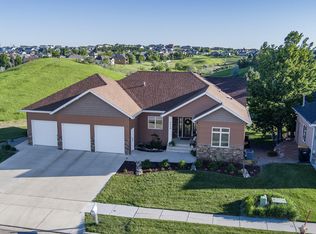 4224 High Creek Rd, Bismarck, ND 58503