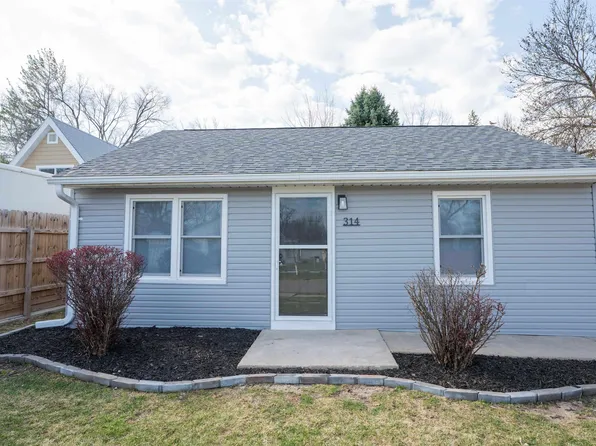 314 E 15th St, South Sioux City, NE 68776