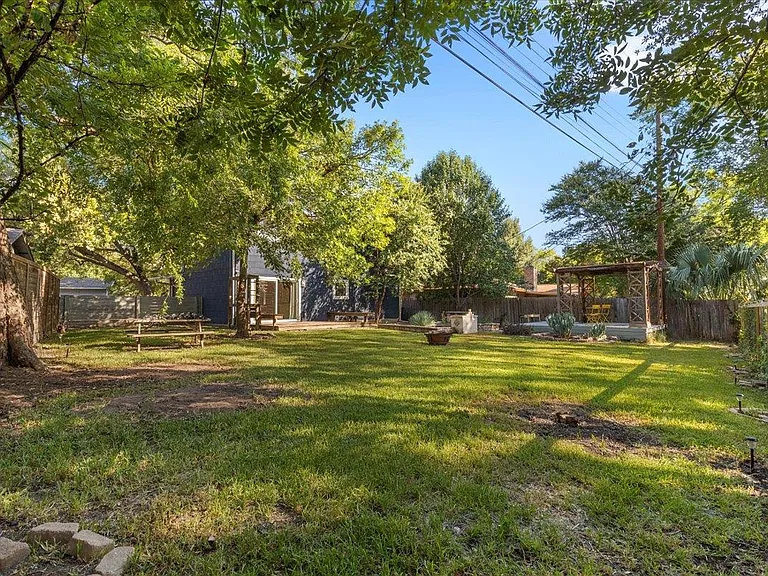5313 Harvest Ln — Photo 28