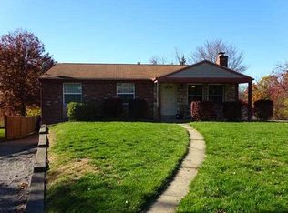 635 Magnus Ln, Coraopolis, PA 15108