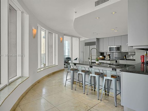 5th image of 901 Brickell Key Blvd APT 2204