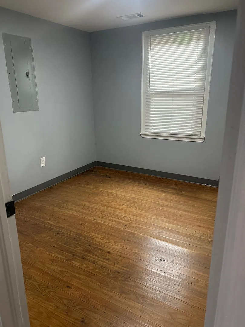 206 Whitehead St NE - 3 bedroom/1 bathroom home in Thomson, GA - $1200 per month — Photo 3
