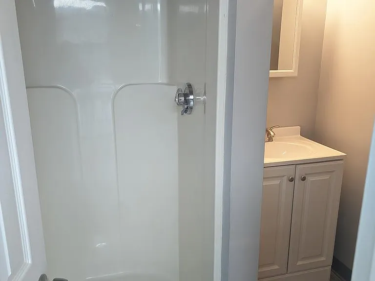 12 Jabish St #8 — Photo 9