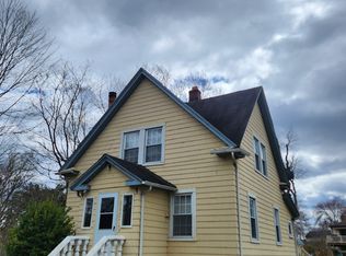 531 Chopsey Hill Rd, Bridgeport, CT 06606