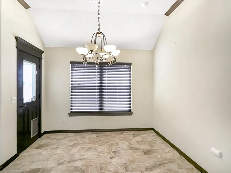 18401 Haslemere Ln — Photo 3