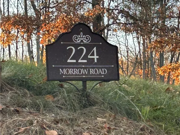 224 Morrow Rd, Beaver Falls, PA 15010