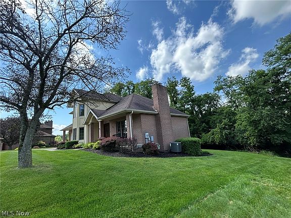 4th image of 107 Martha Dr