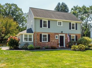 75 Alpine Dr, Rochester, NY 14618