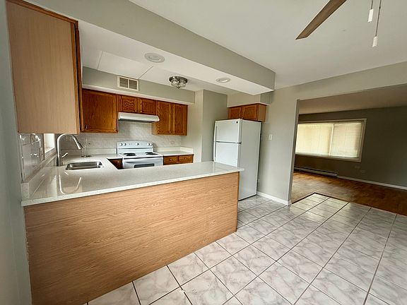 4th image of 6864 Lode Dr #3B