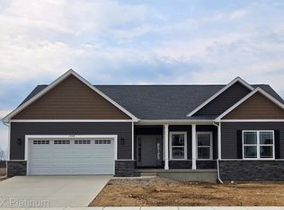 13168 Westwinds Dr, Linden, MI