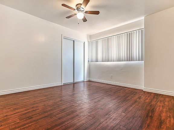 4th image of 14224 Roscoe Blvd APT 4