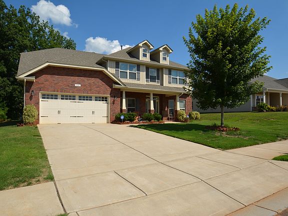 2nd image of 134 Jobe Dr